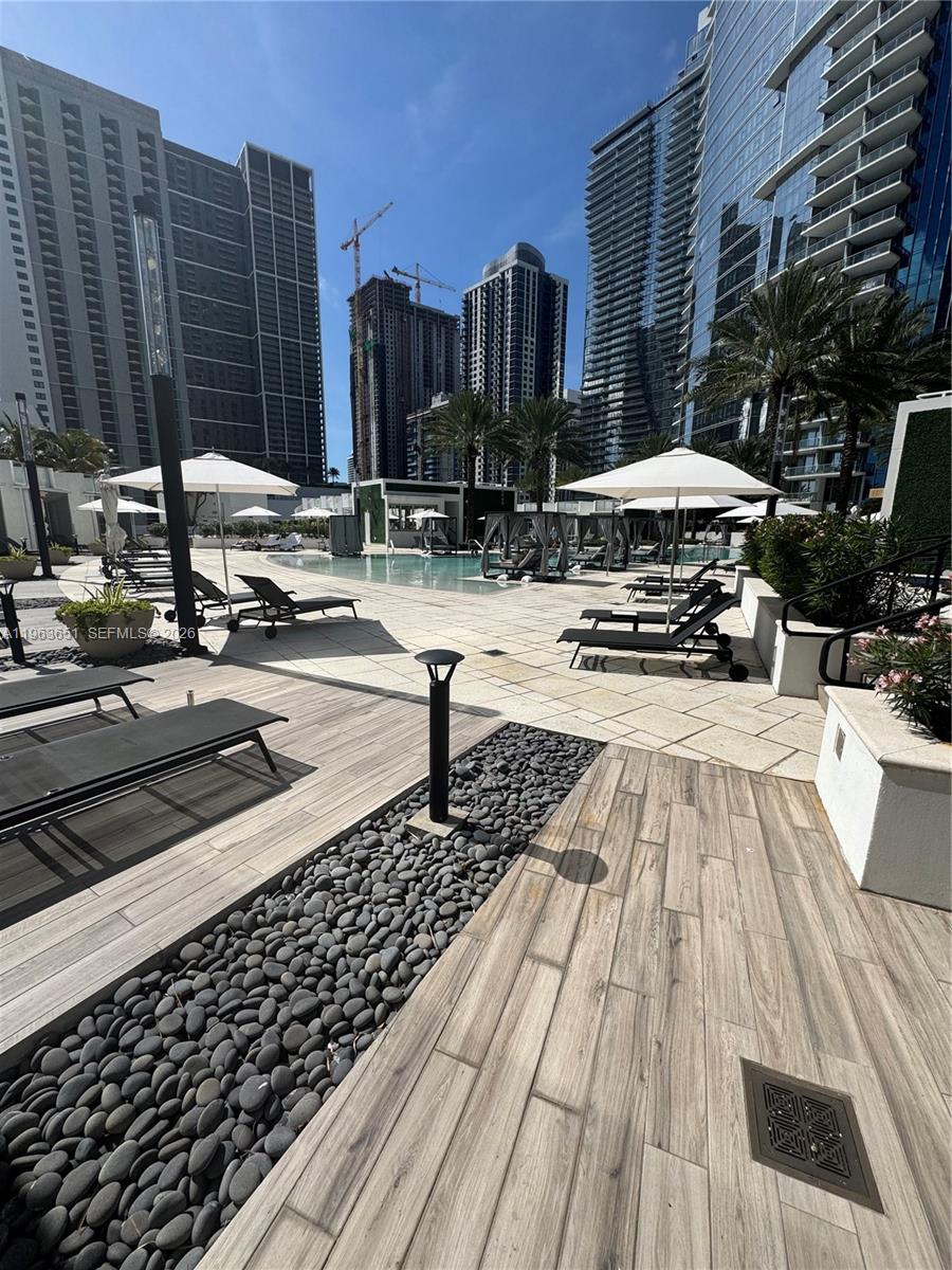 image Paramount Miami Worldcenter1