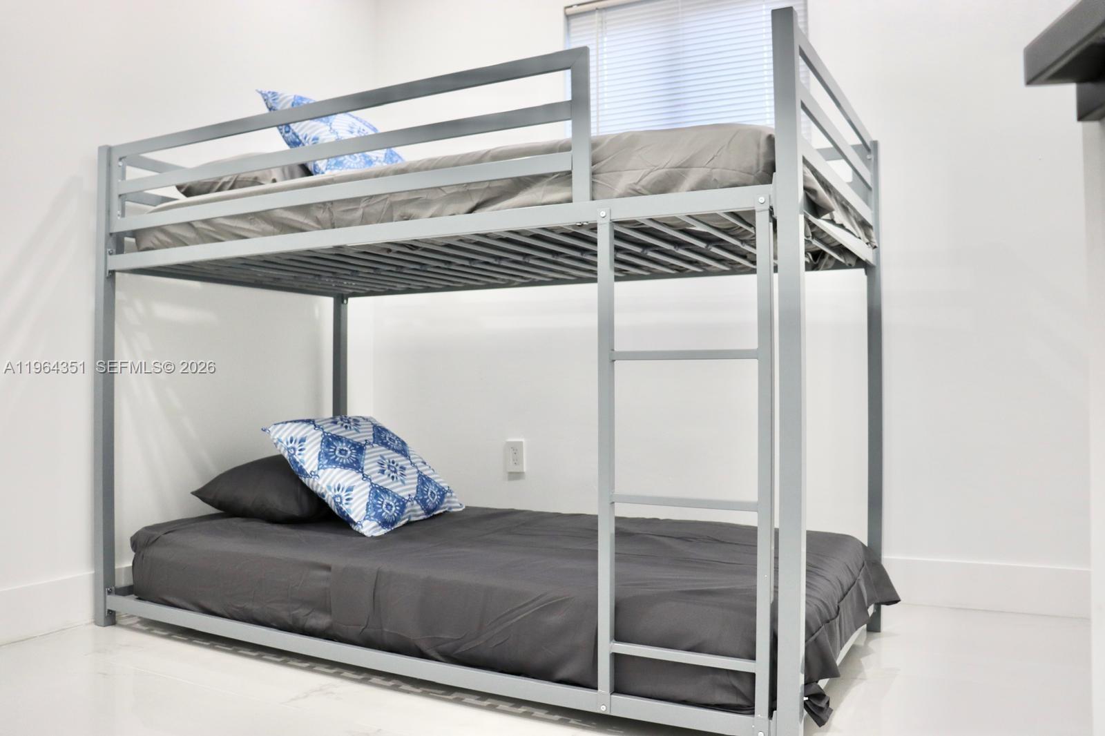 15100 Polk St Miami, FL 33176