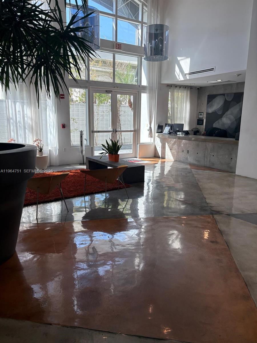 image Loft Downtown I15