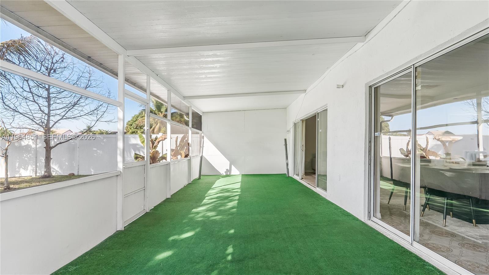 12134 NW 35th St Sunrise, FL 33323