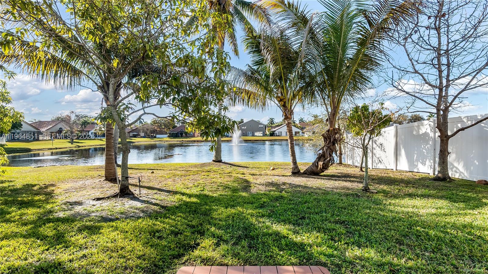 12134 NW 35th St Sunrise, FL 33323