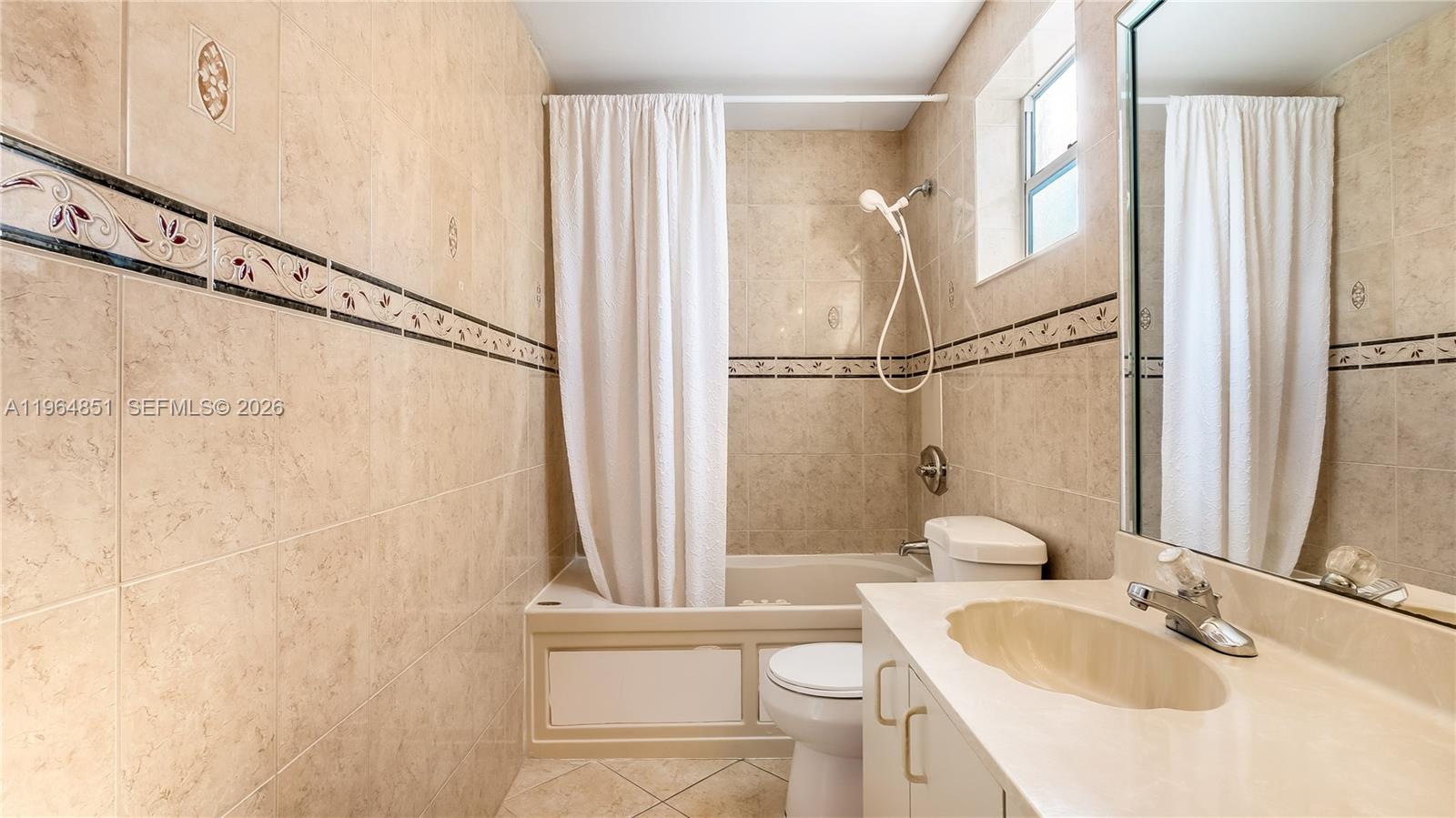 12134 NW 35th St Sunrise, FL 33323