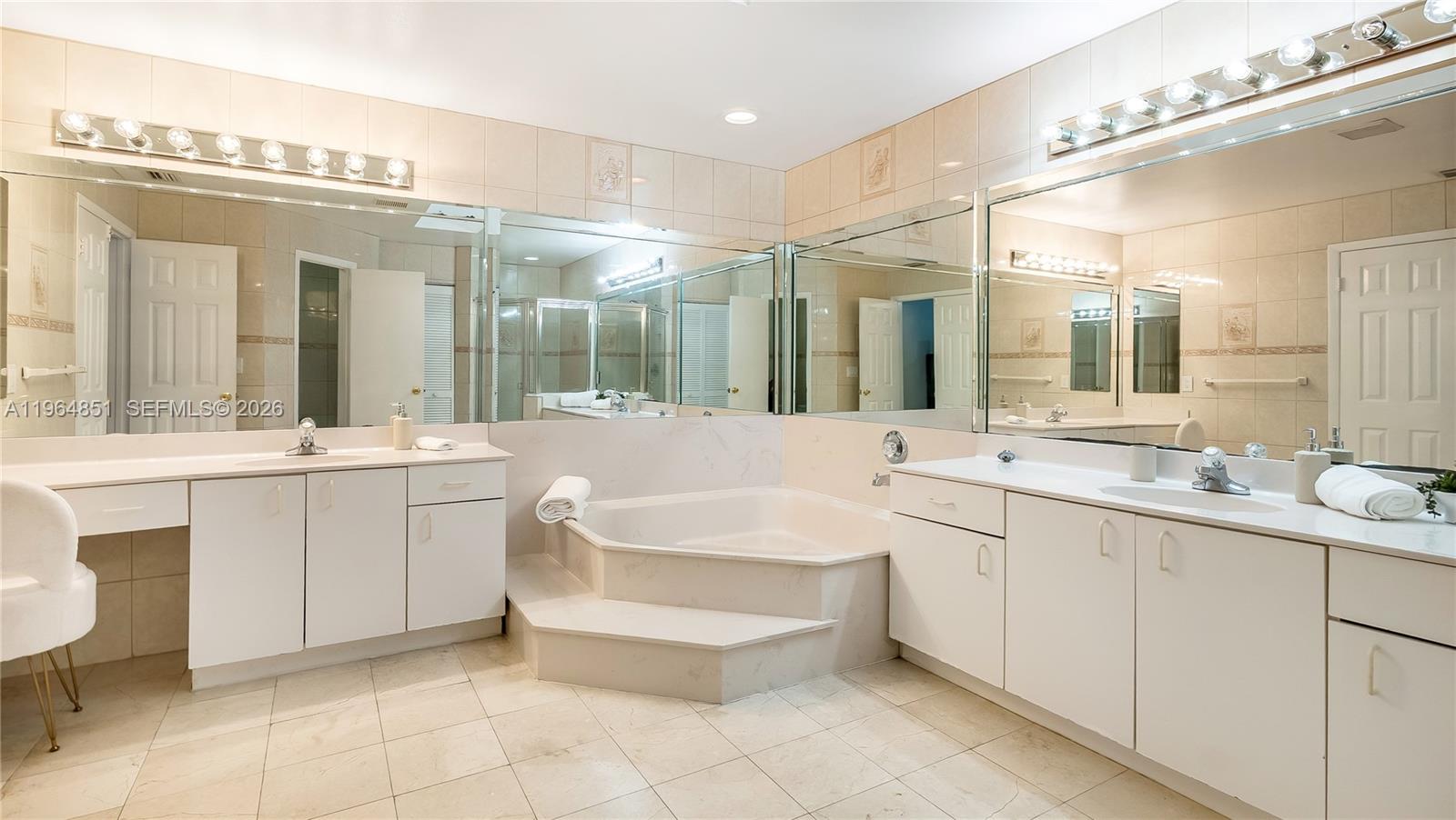 12134 NW 35th St Sunrise, FL 33323