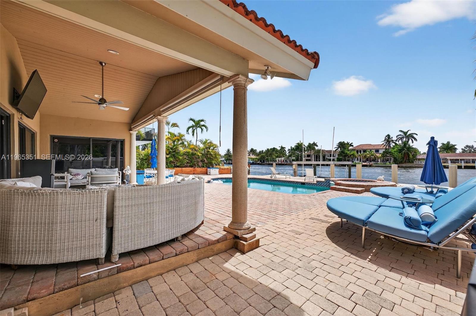 317 S Riverside Dr Pompano Beach, FL 33062