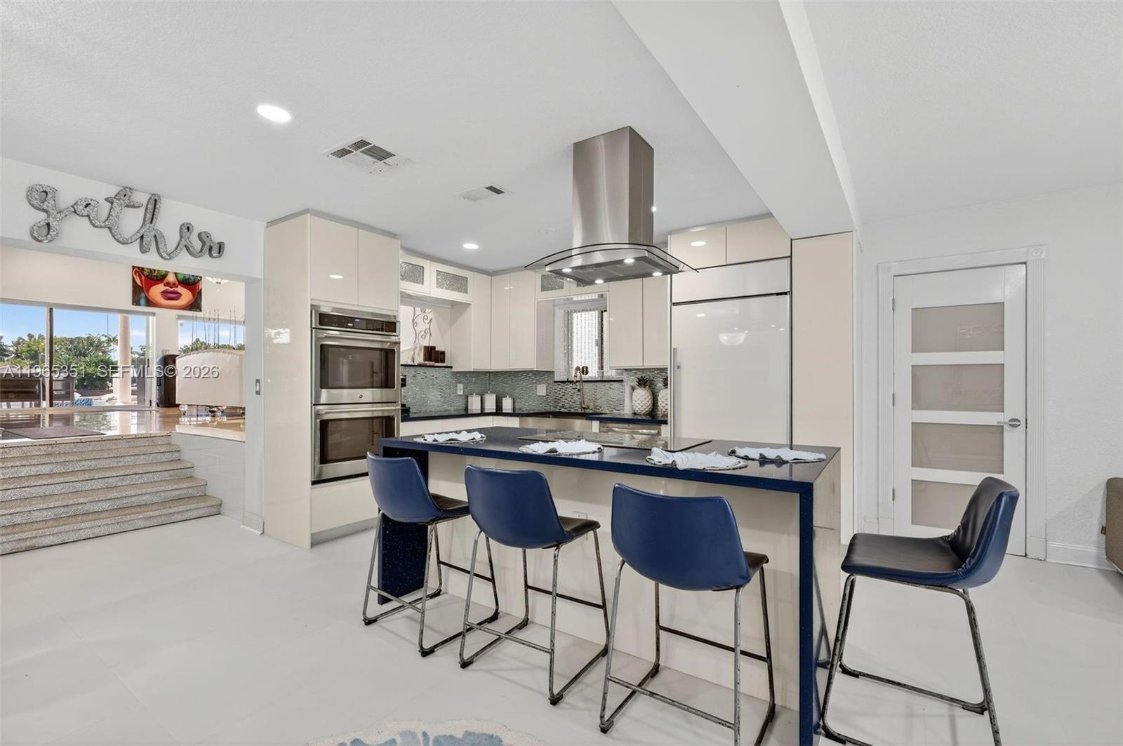 317 S Riverside Dr Pompano Beach, FL 33062