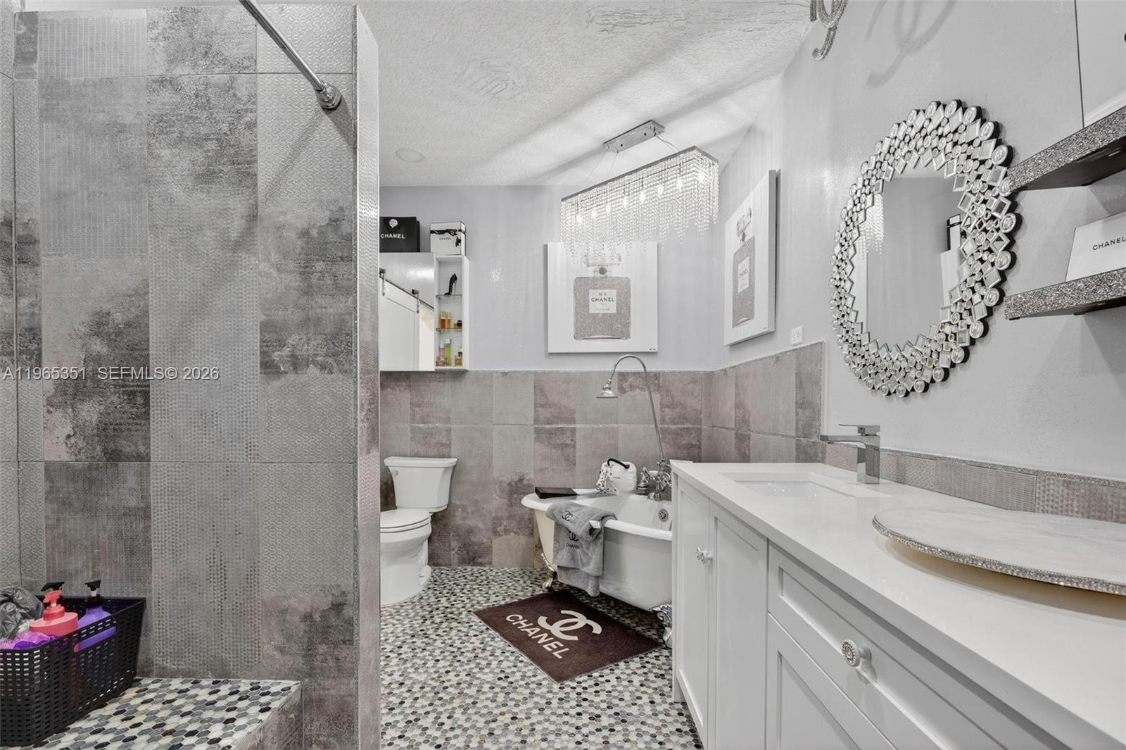 317 S Riverside Dr Pompano Beach, FL 33062