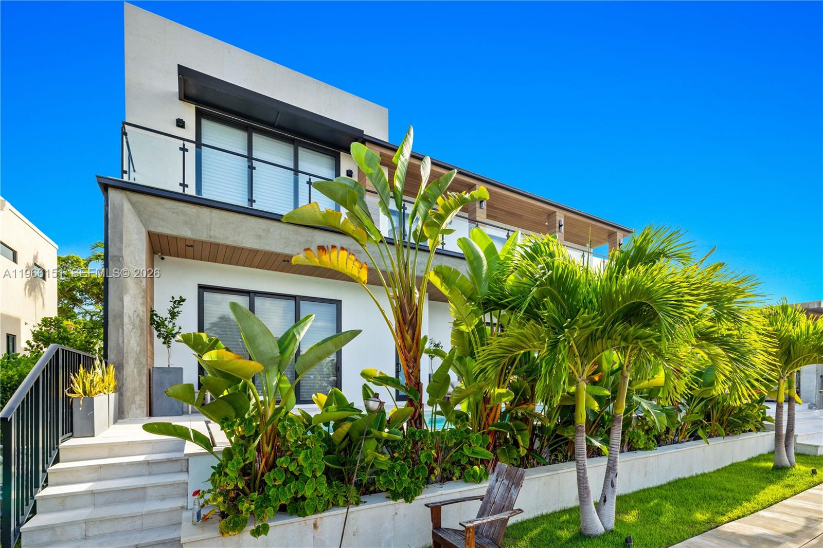 2050 S Hibiscus Dr North Miami, FL 33181