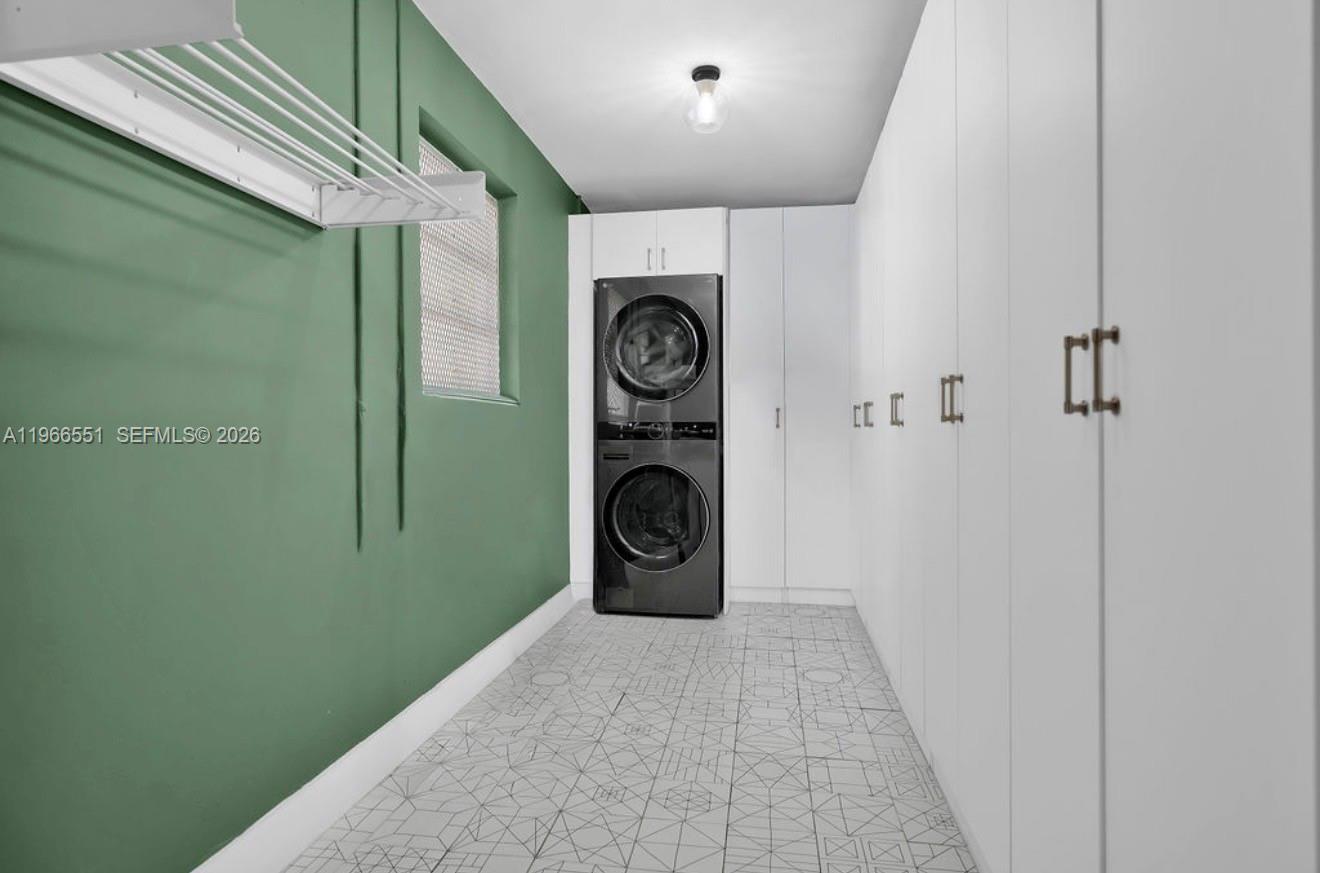 1301 Hollywood Blvd Hollywood, FL 33019