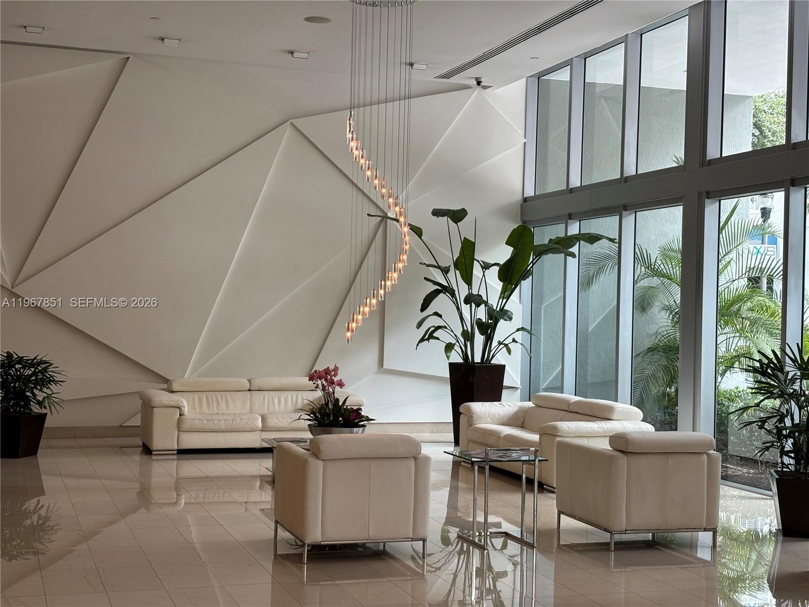 79 SW 12th St #2703-S Miami, FL 33130