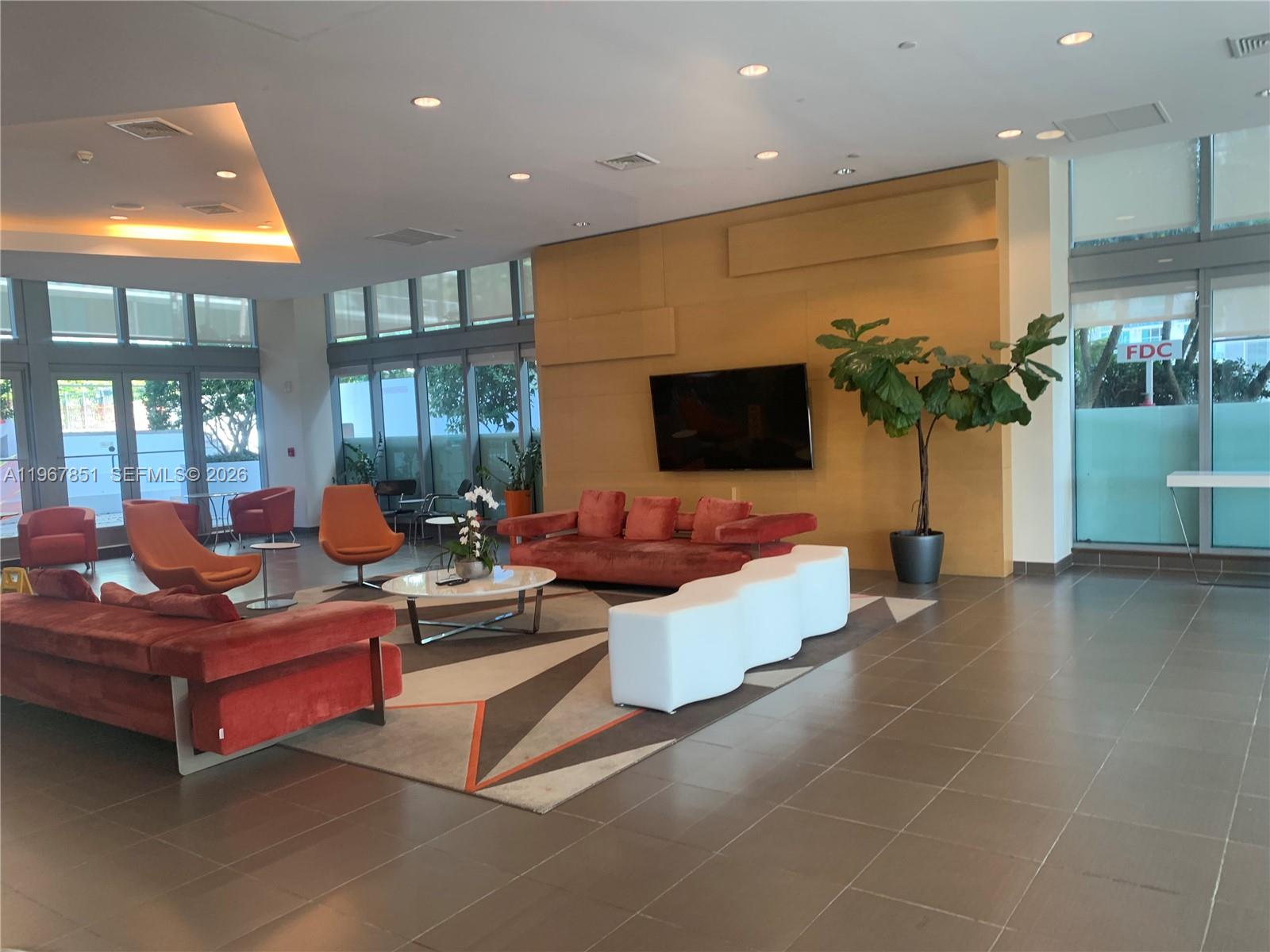 79 SW 12th St #2703-S Miami, FL 33130