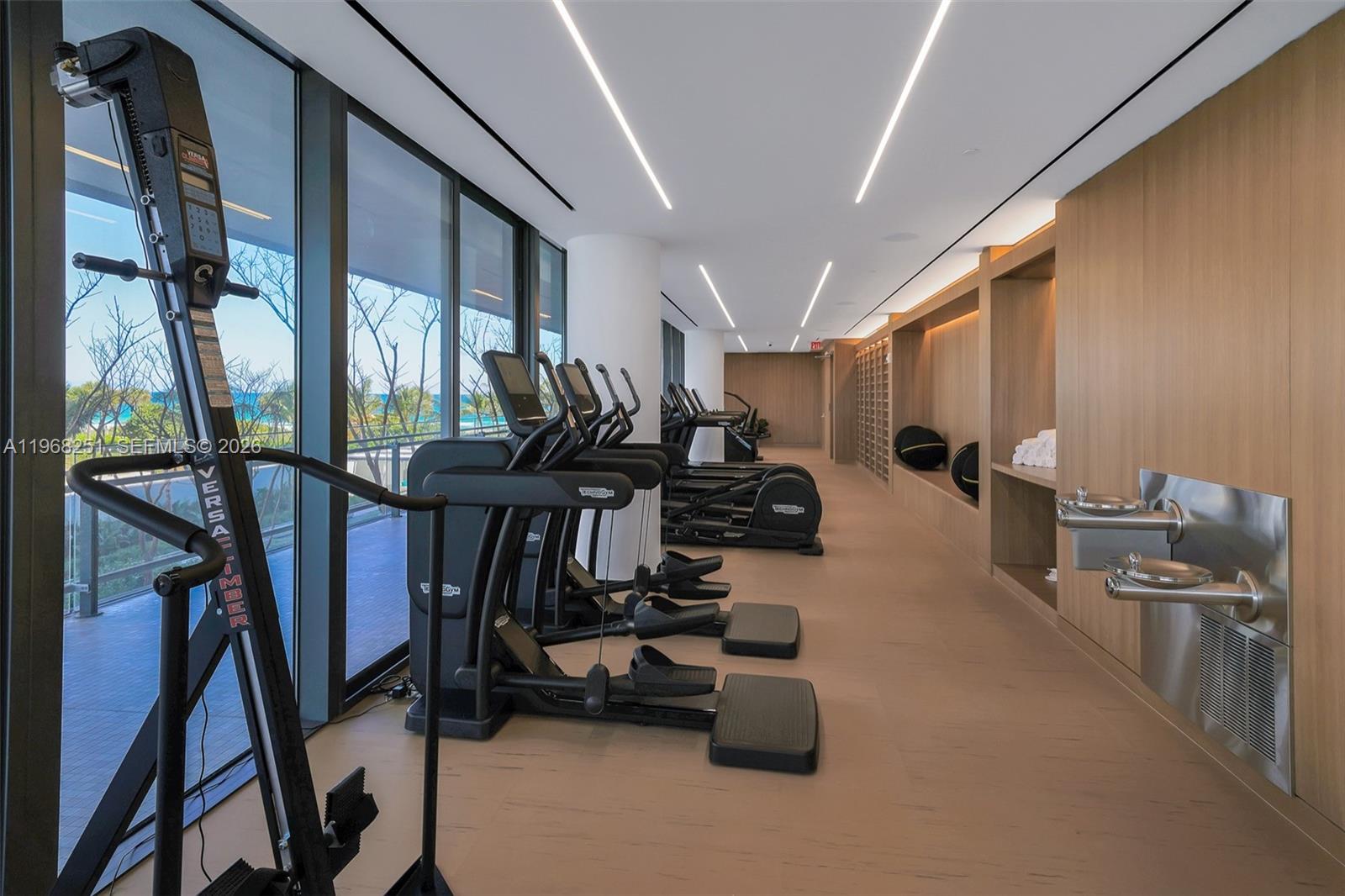 8701 Collins Ave #606 Miami Beach, FL 33154