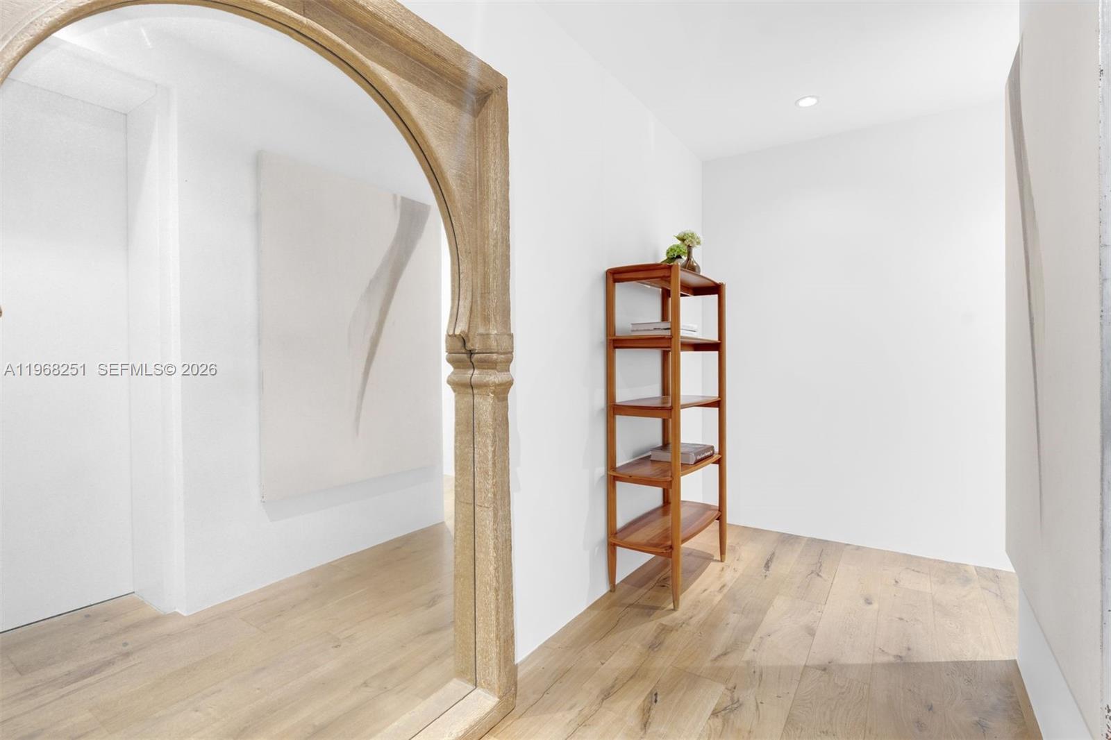 8701 Collins Ave #606 Miami Beach, FL 33154