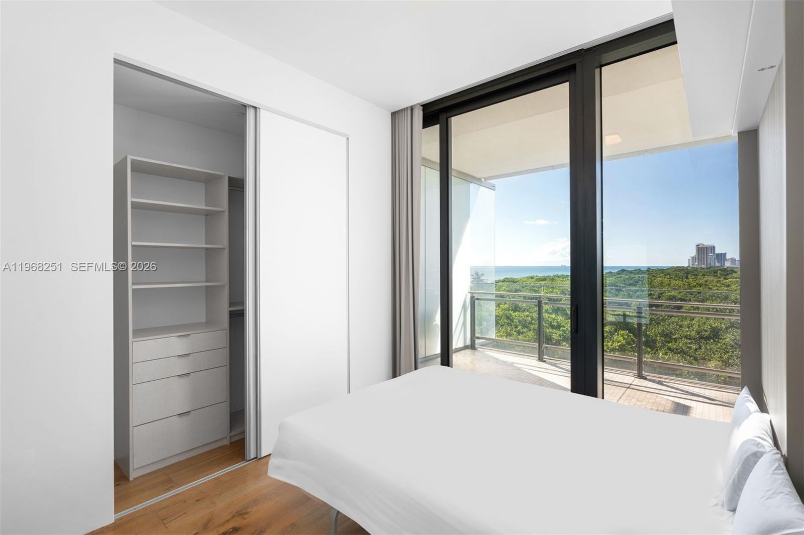 8701 Collins Ave #606 Miami Beach, FL 33154