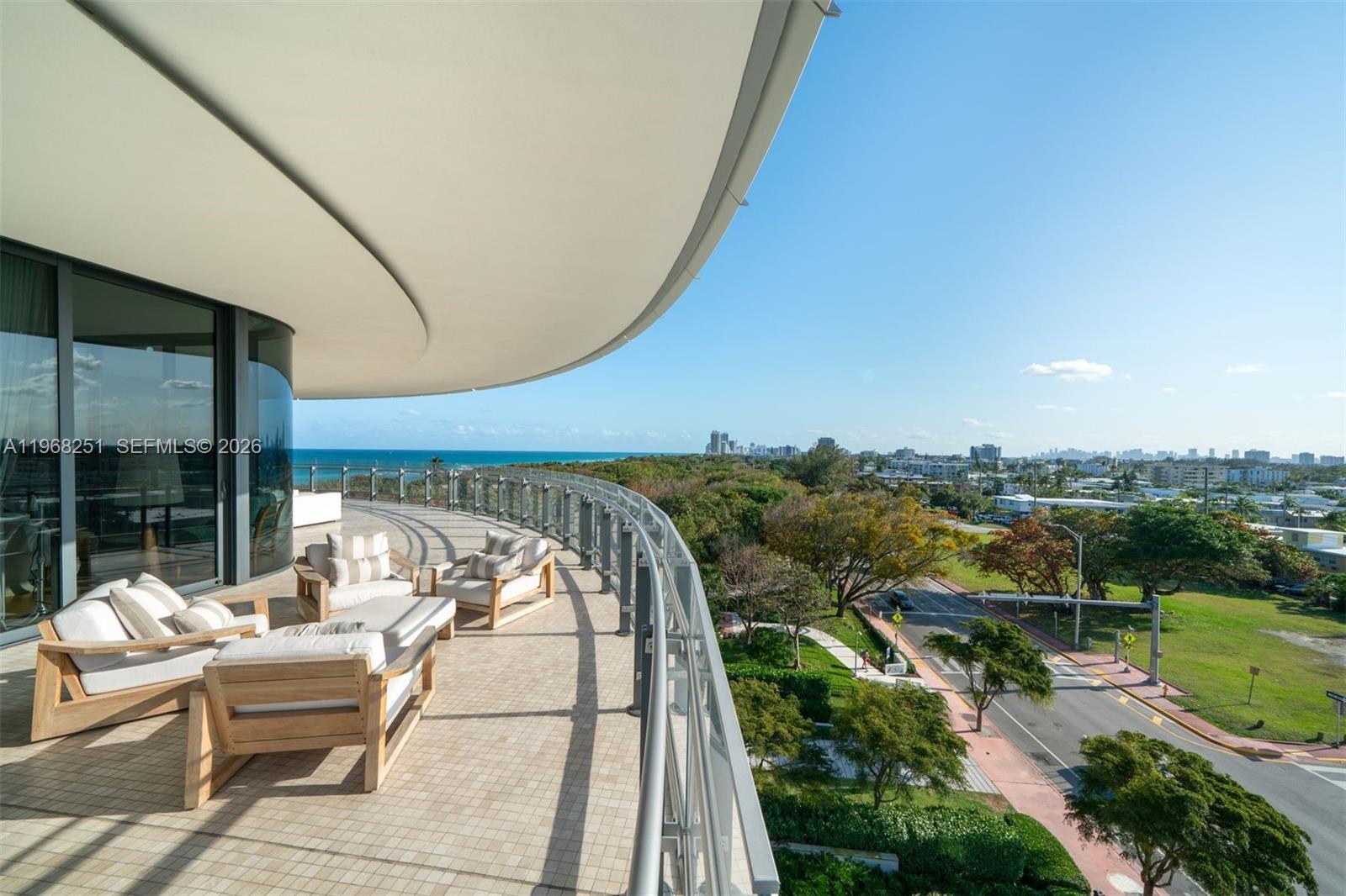 8701 Collins Ave #606 Miami Beach, FL 33154