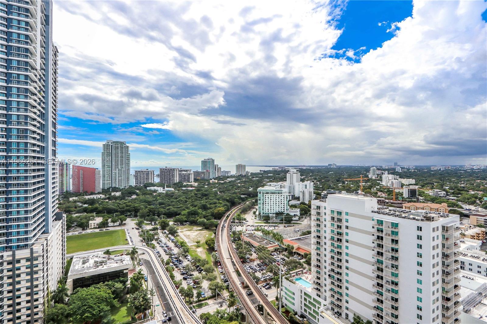 image Axis on Brickell South4