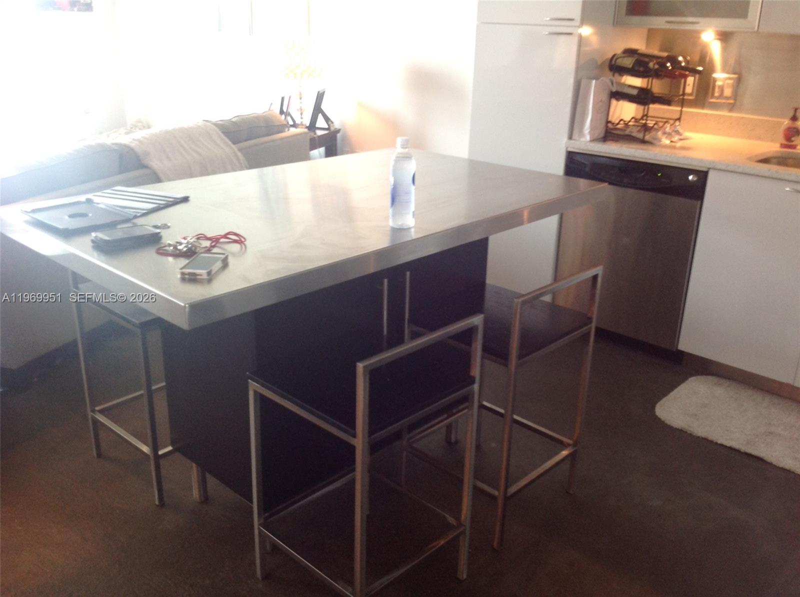 234 NE 3rd St #LPH03 Miami, FL 33132