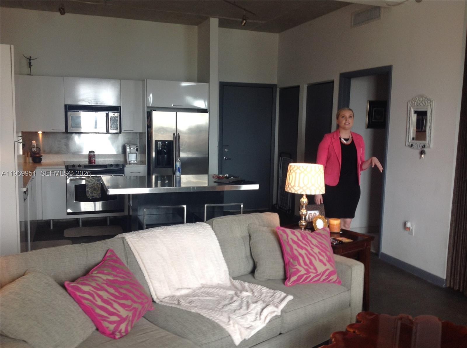 234 NE 3rd St #LPH03 Miami, FL 33132