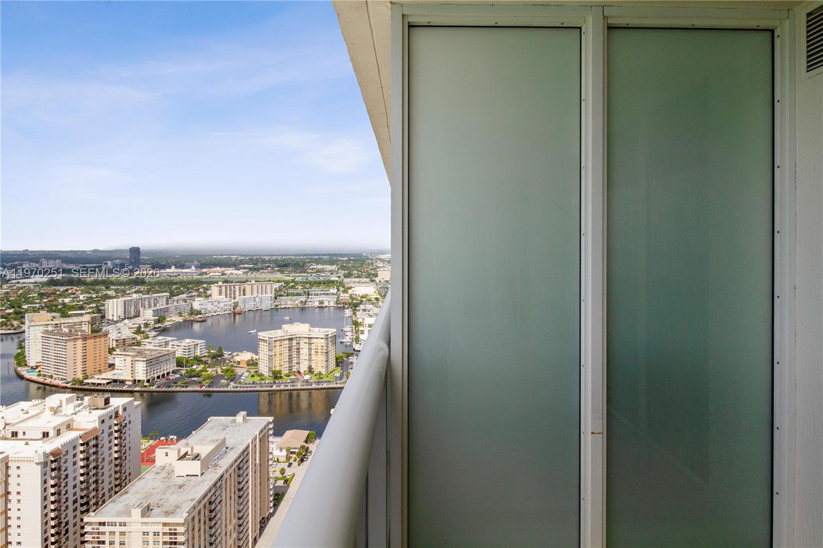 1830 S Ocean Dr #4204 Hallandale Beach, FL 33009