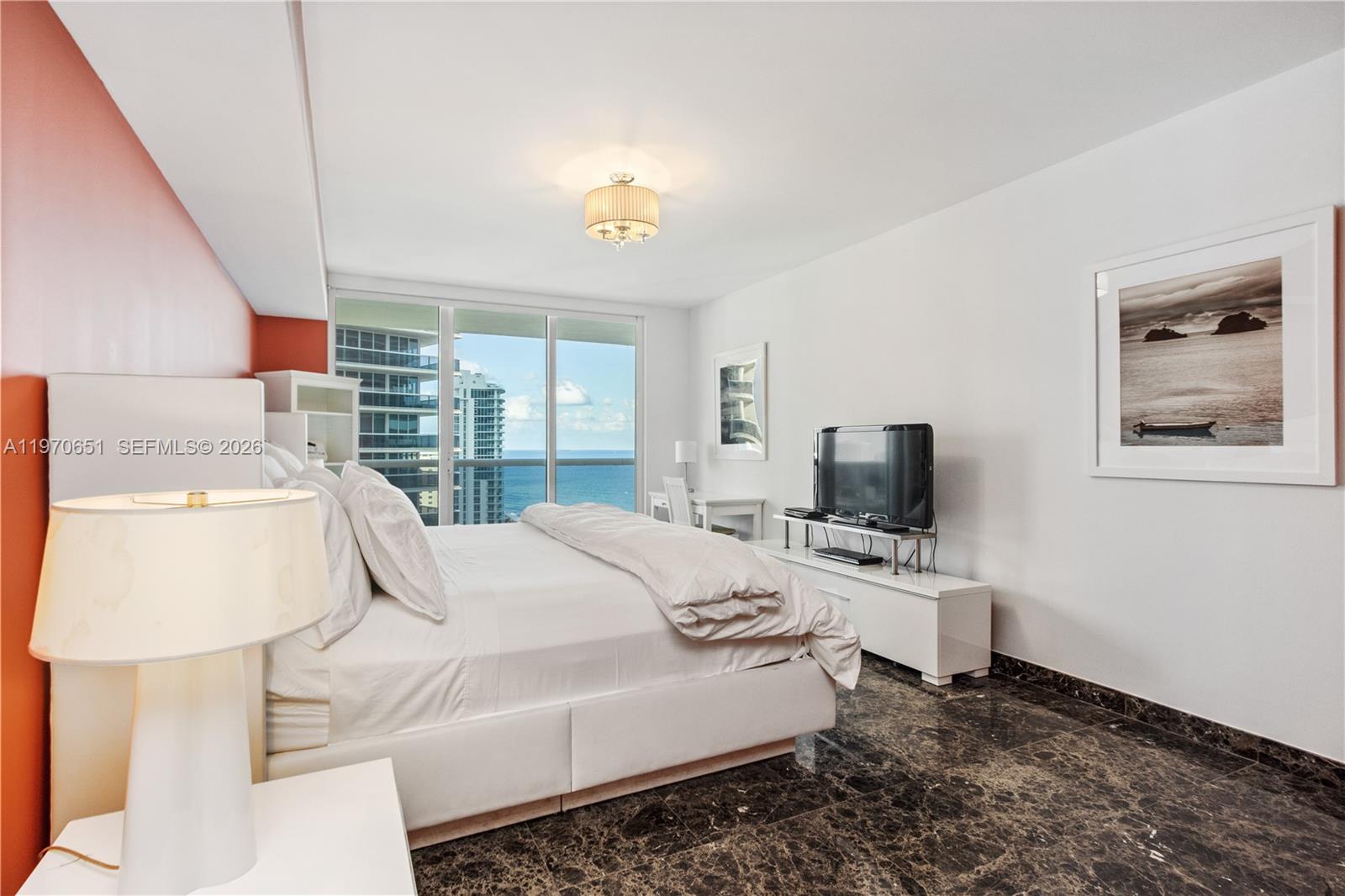 1830 S Ocean Dr #1908 Hallandale Beach, FL 33009