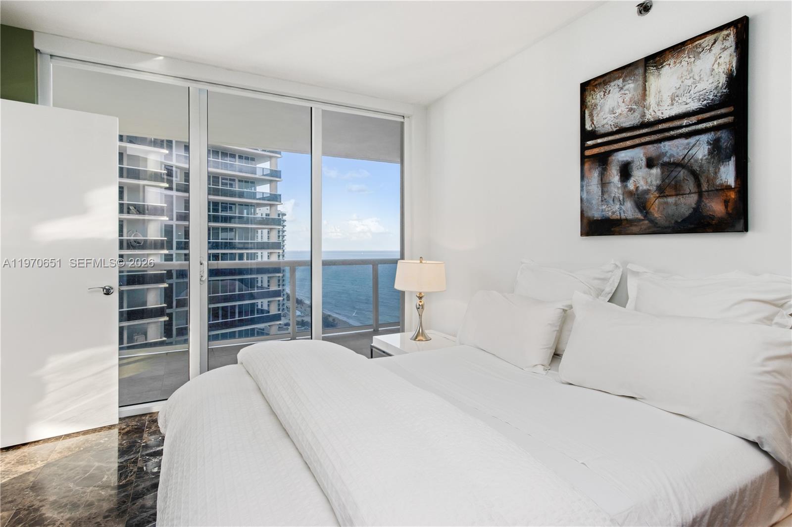 1830 S Ocean Dr #1908 Hallandale Beach, FL 33009