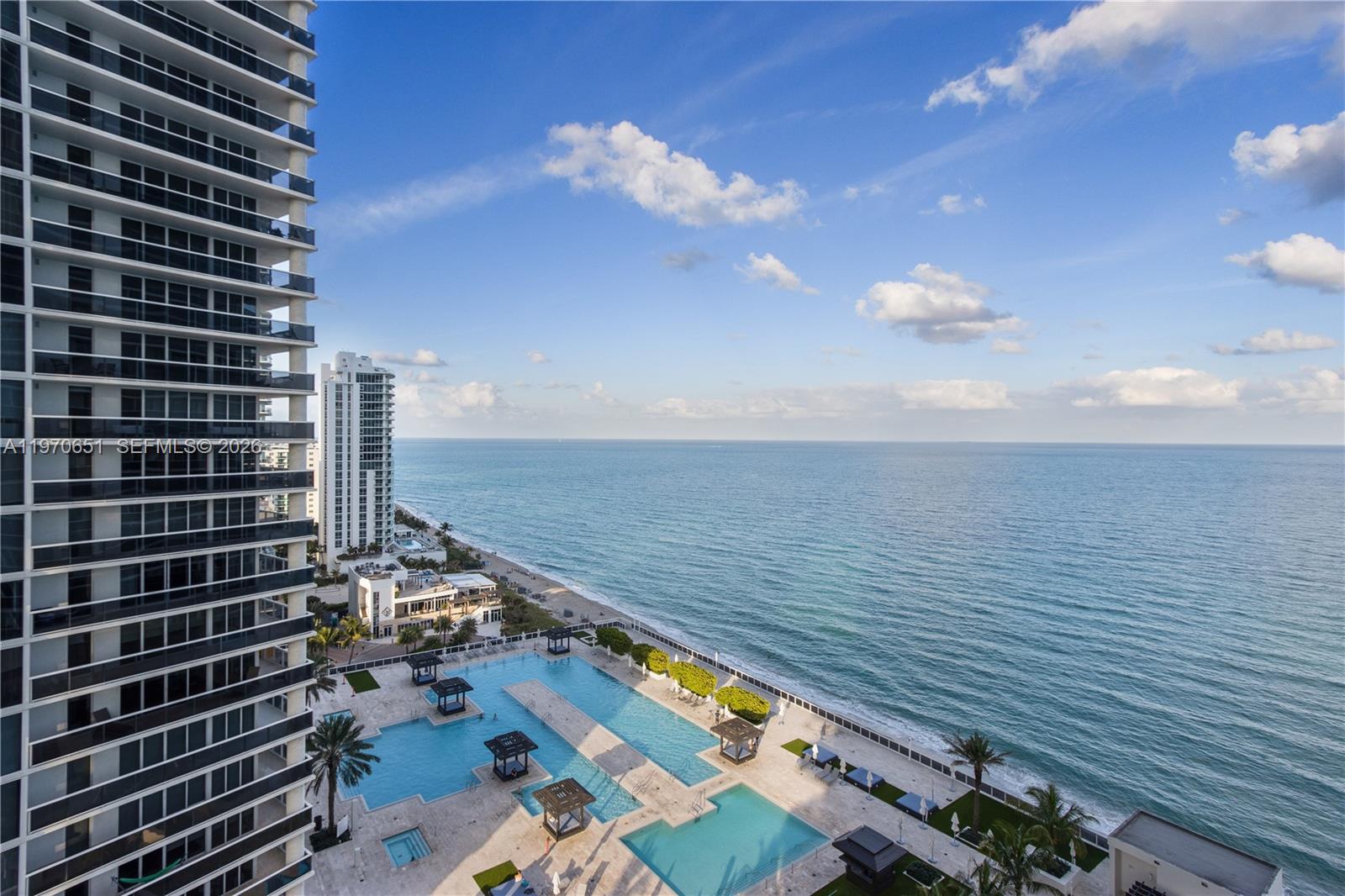 1830 S Ocean Dr #1908 Hallandale Beach, FL 33009