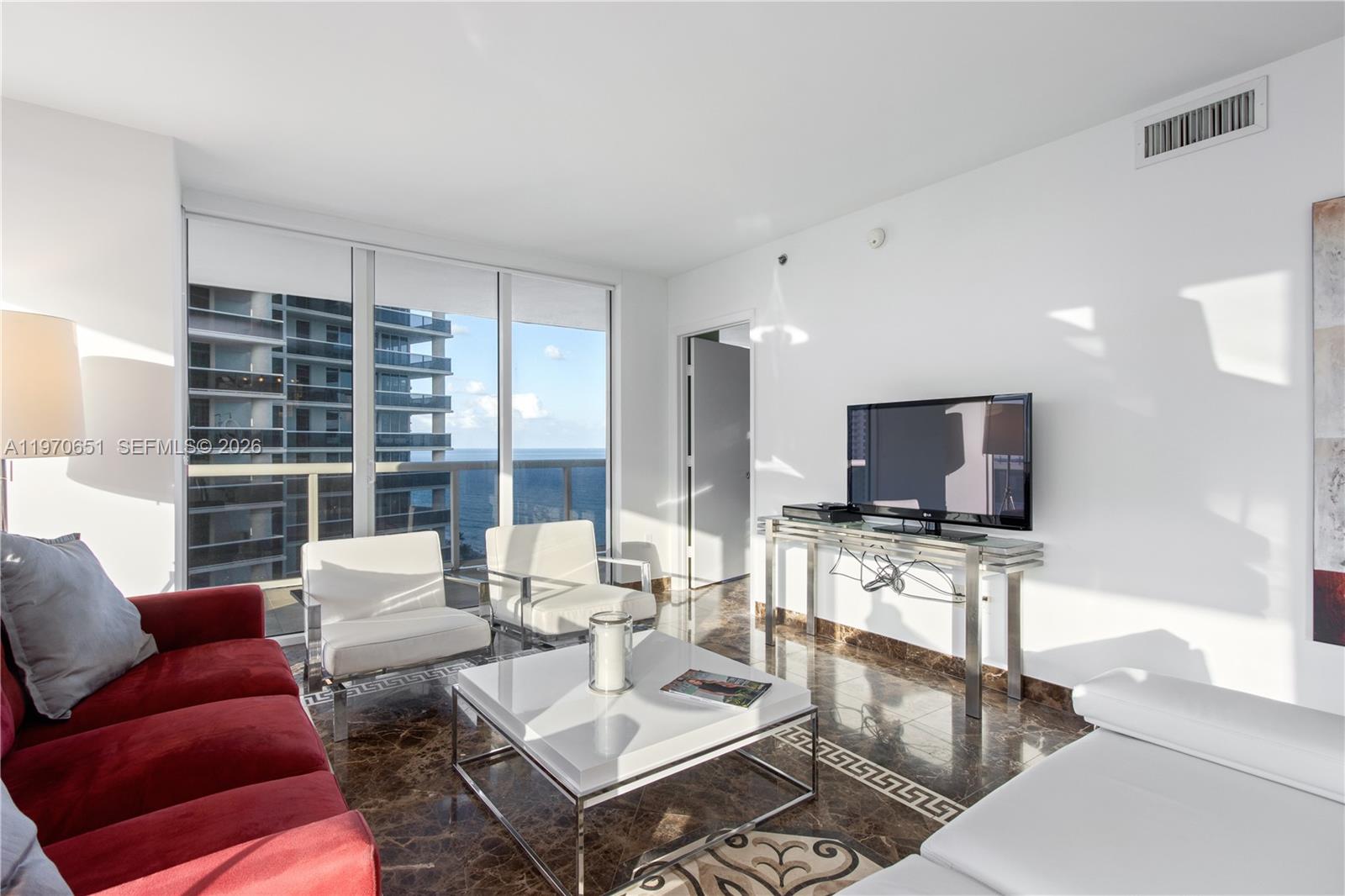 1830 S Ocean Dr #1908 Hallandale Beach, FL 33009
