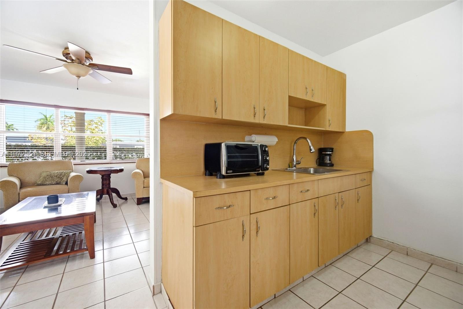 10720 SW 55th Ter Miami, FL 33165