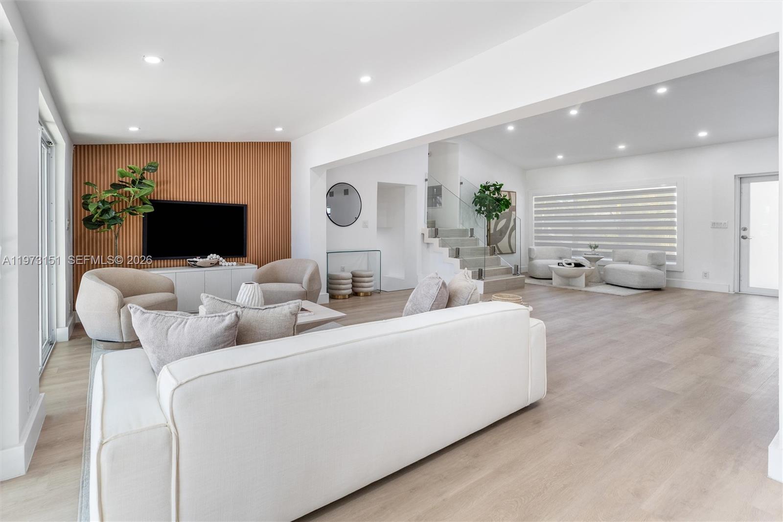 2548 Tortugas Ln Fort Lauderdale, FL 33312