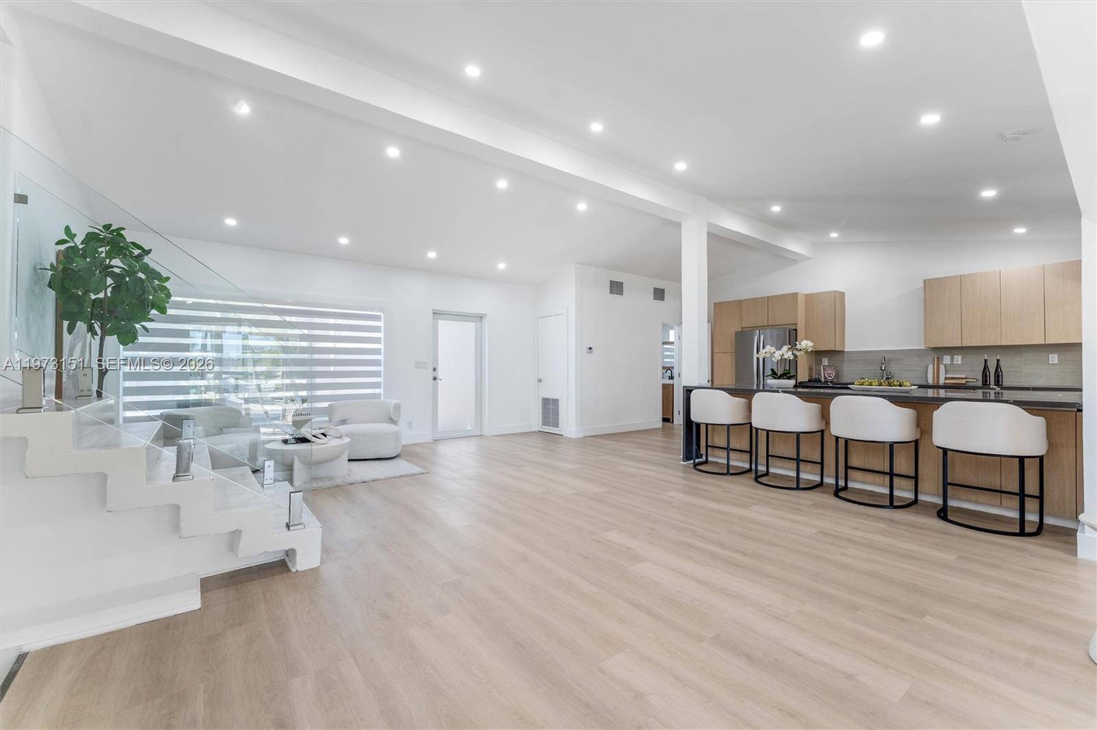 2548 Tortugas Ln Fort Lauderdale, FL 33312