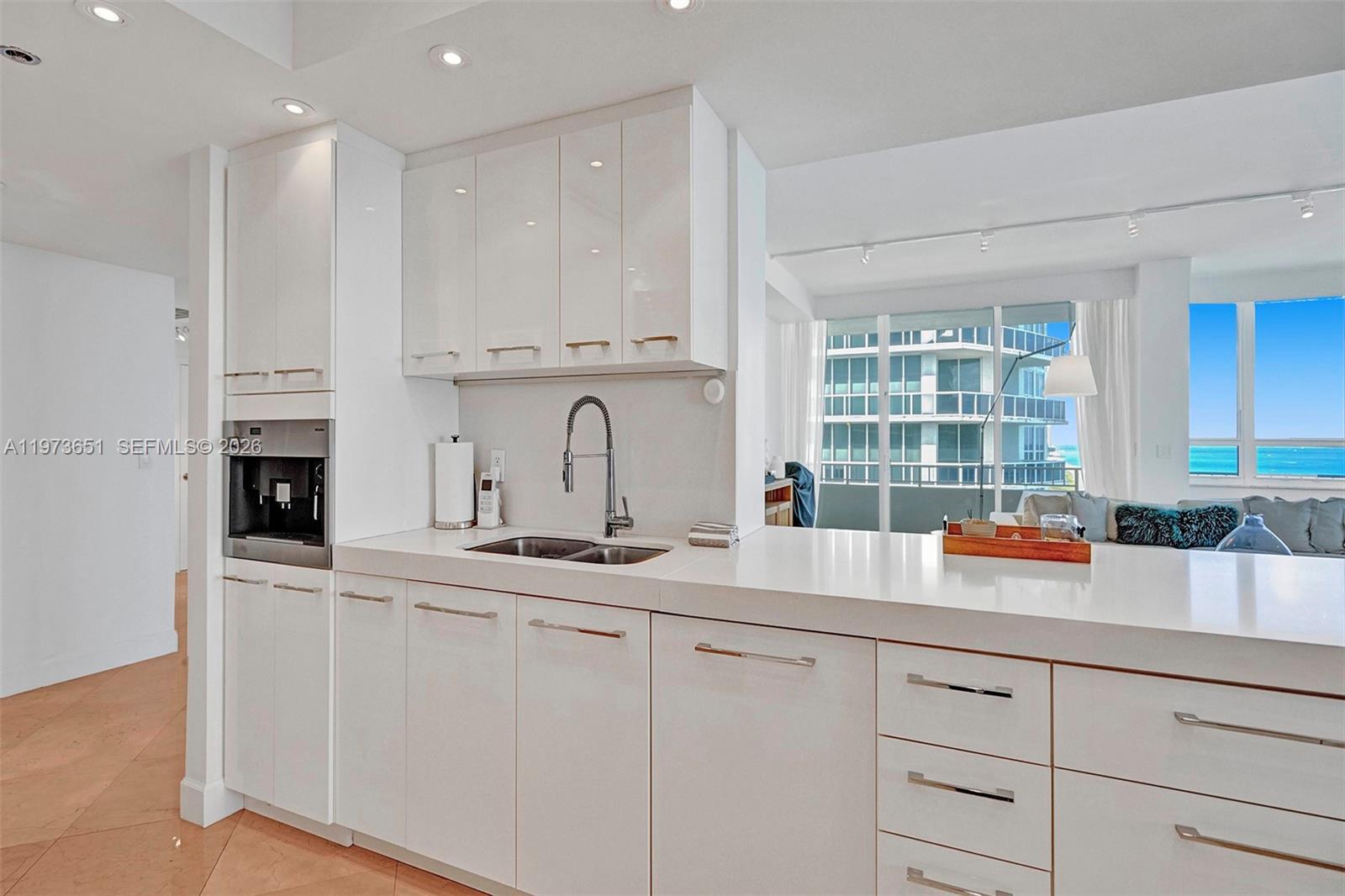 10205 Collins Ave #P8 Bal Harbour, FL 33154