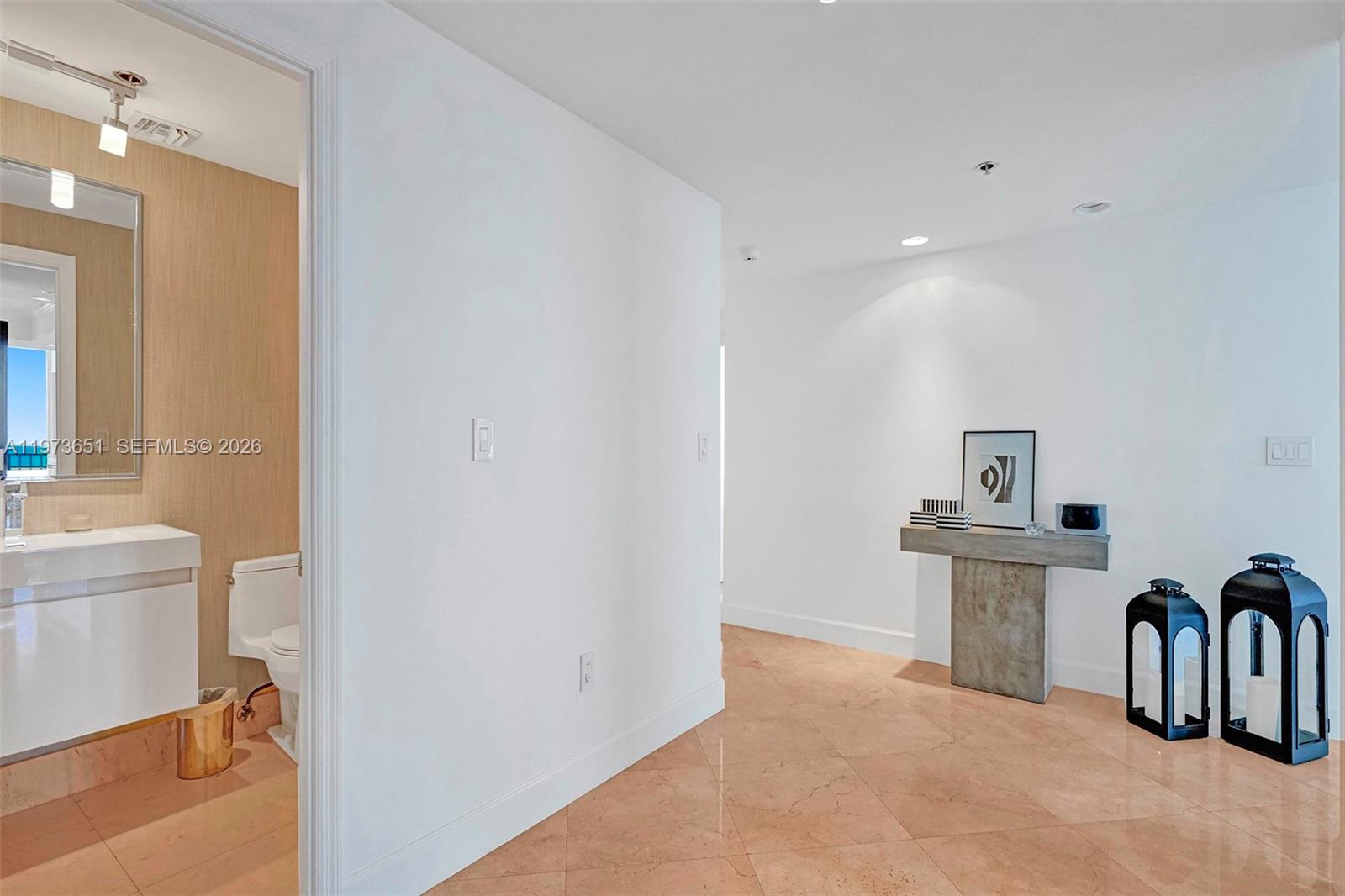 10205 Collins Ave #P8 Bal Harbour, FL 33154