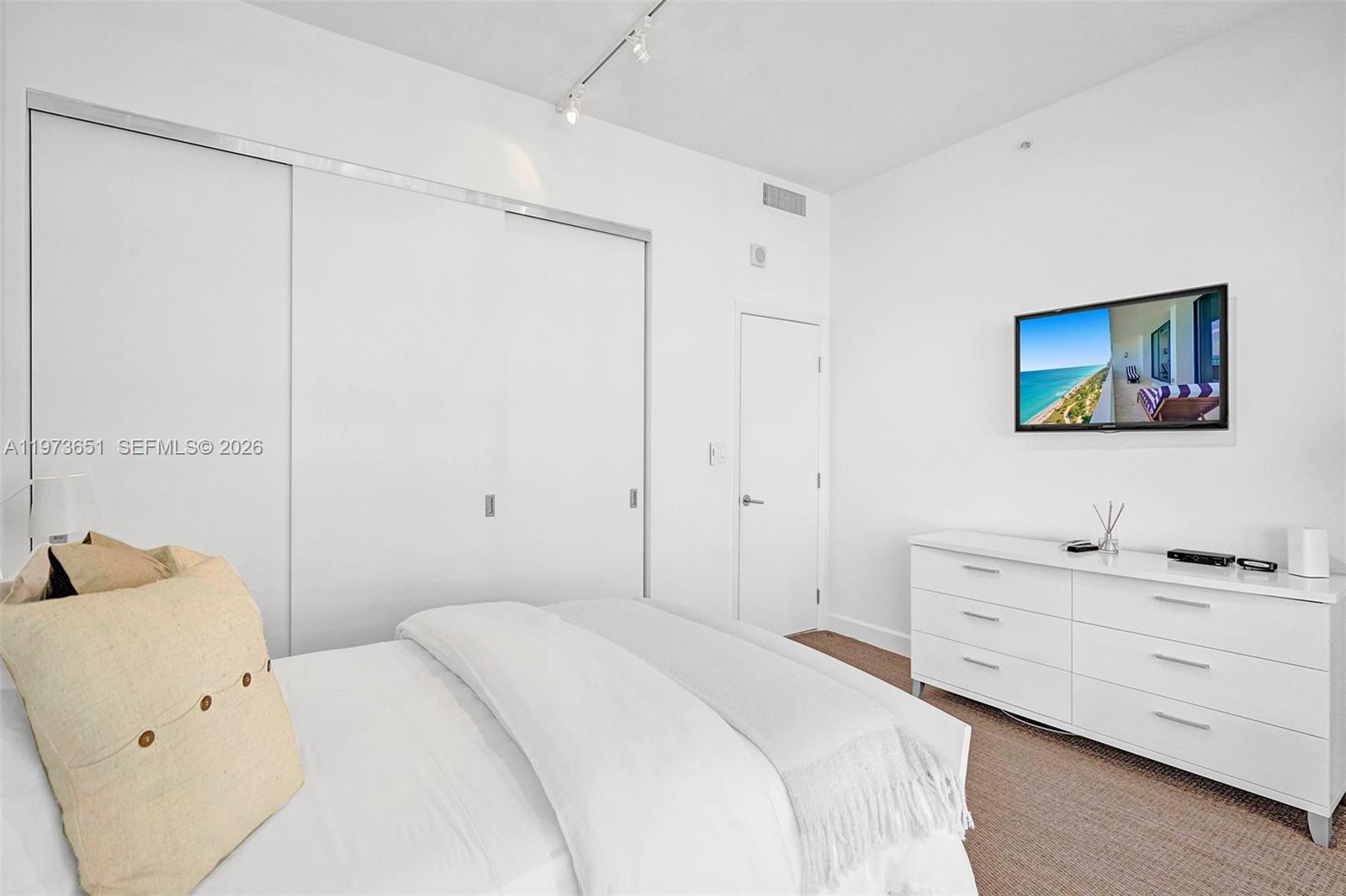 10205 Collins Ave #P8 Bal Harbour, FL 33154