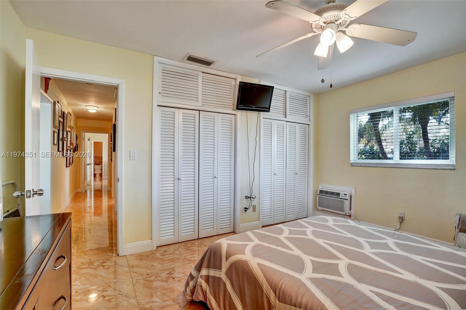 Undisclosed Address Palmetto Bay, FL 33157