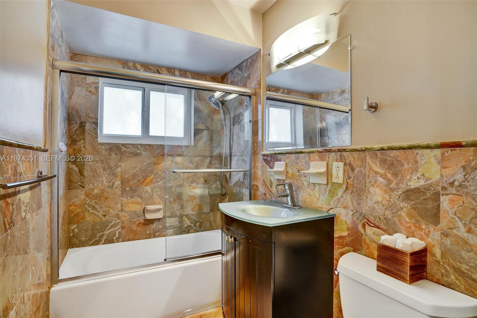 Undisclosed Address Palmetto Bay, FL 33157