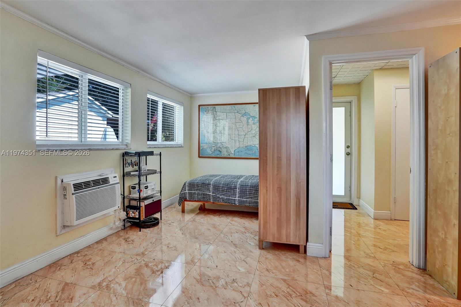 Undisclosed Address Palmetto Bay, FL 33157