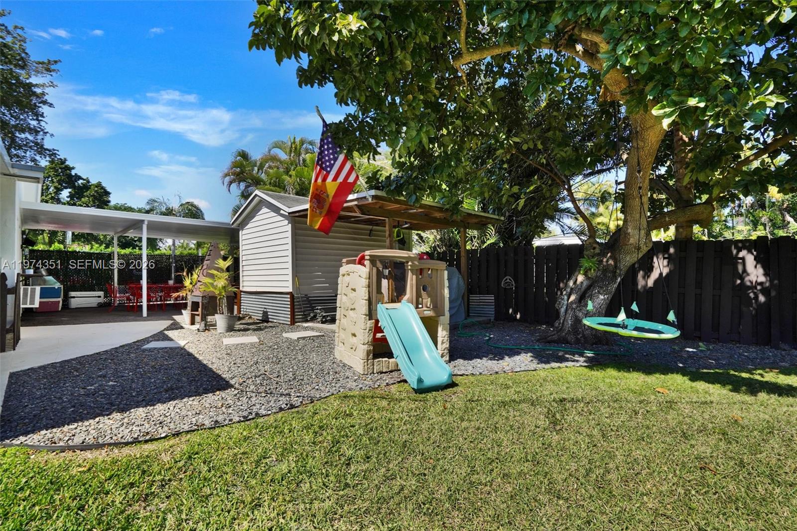 Undisclosed Address Palmetto Bay, FL 33157