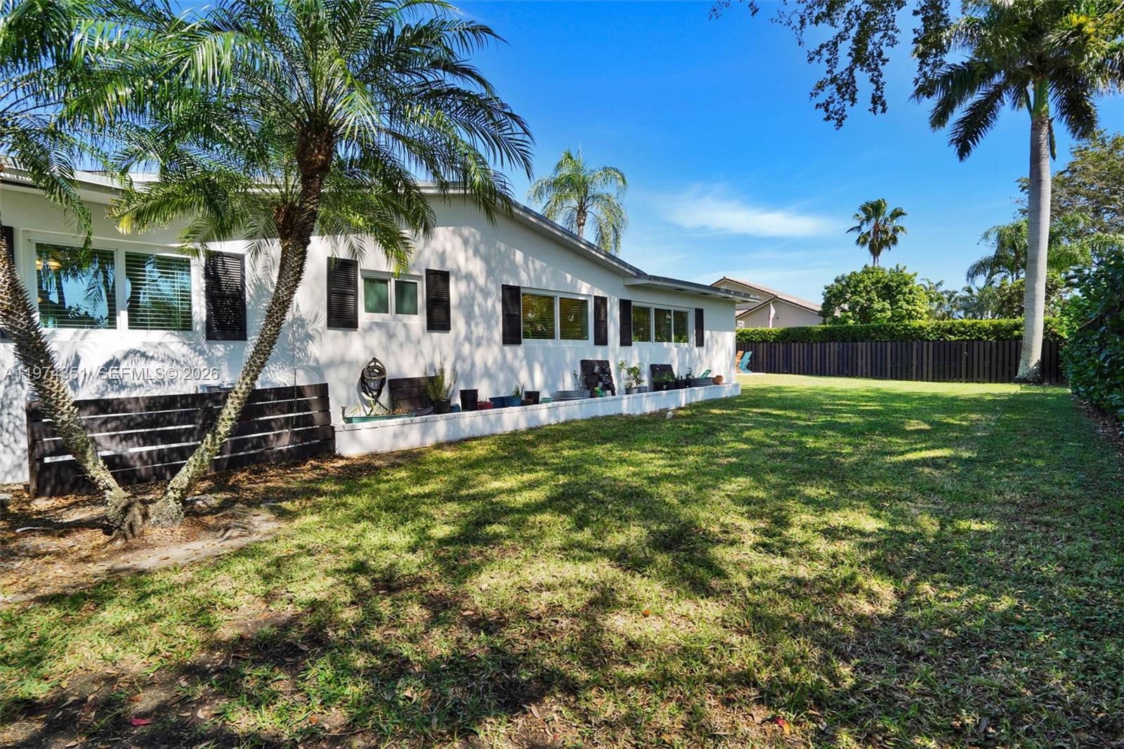 Undisclosed Address Palmetto Bay, FL 33157