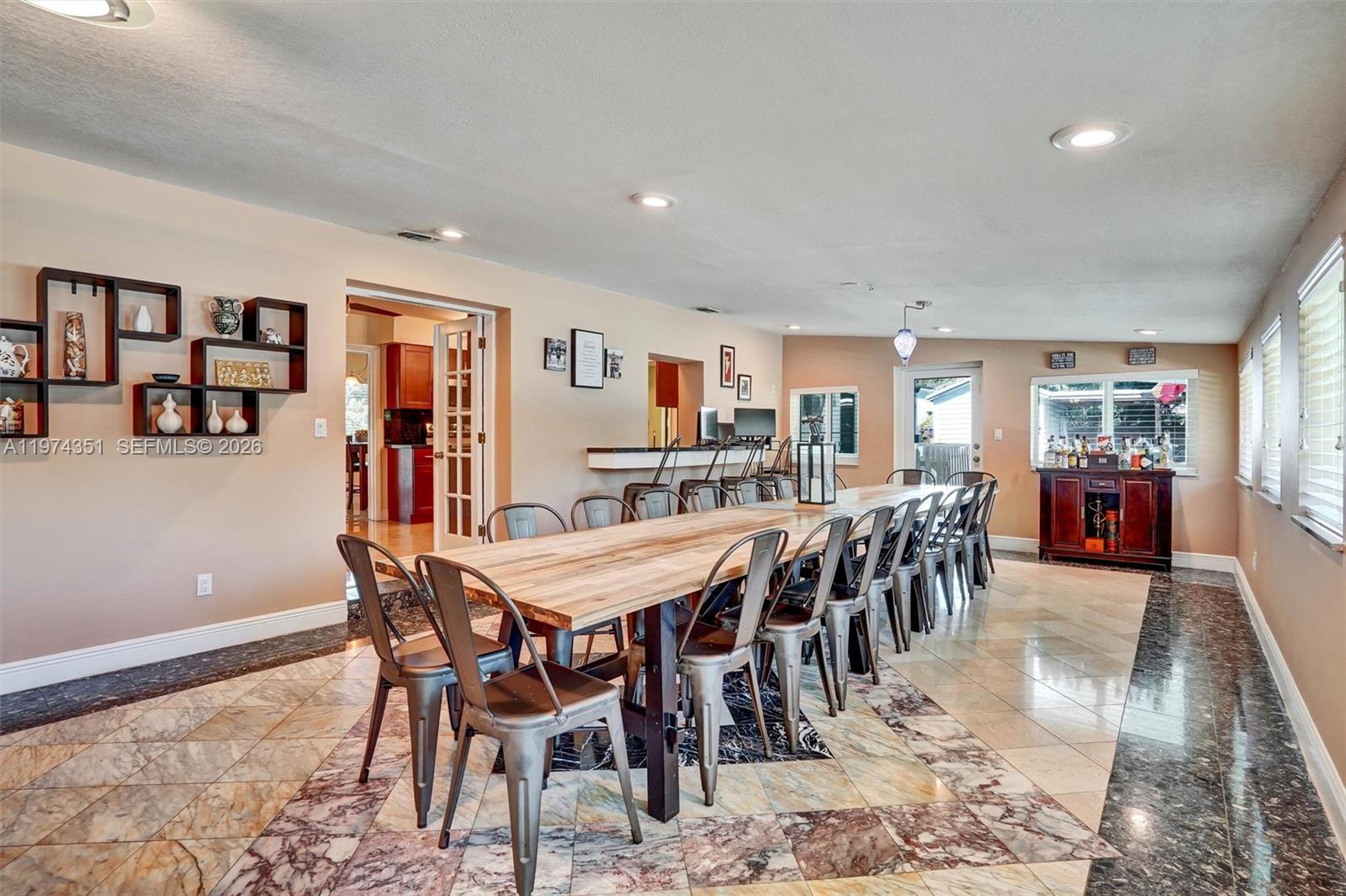 Undisclosed Address Palmetto Bay, FL 33157