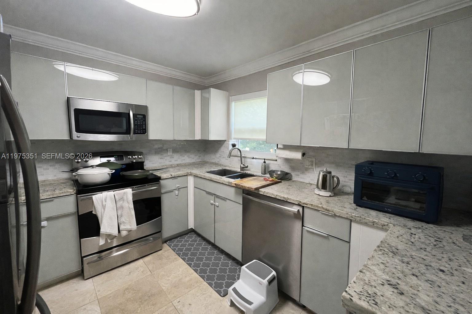 17153 NW 23rd St Pembroke Pines, FL 33028