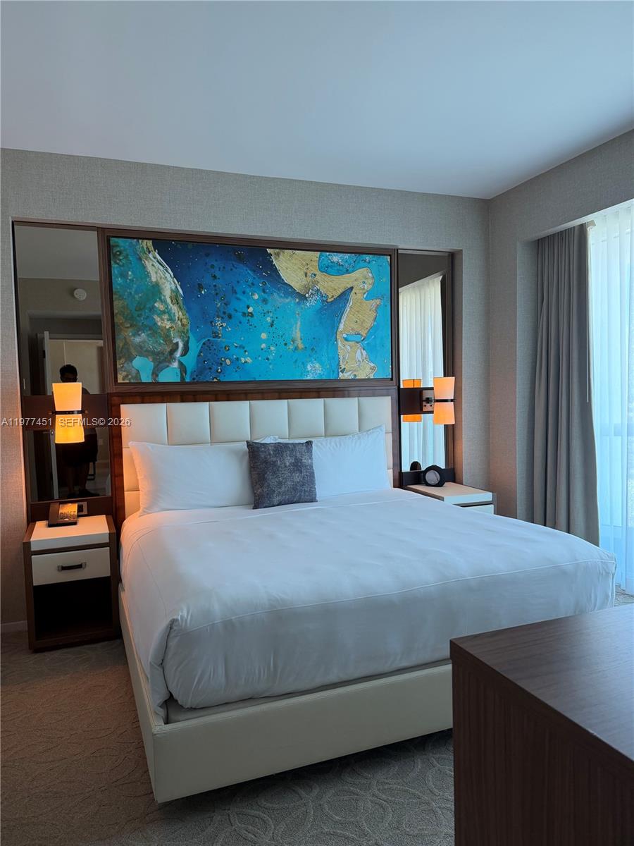 551 N Fort Lauderdale Bch Blvd #R2201 Fort Lauderdale, FL 33304