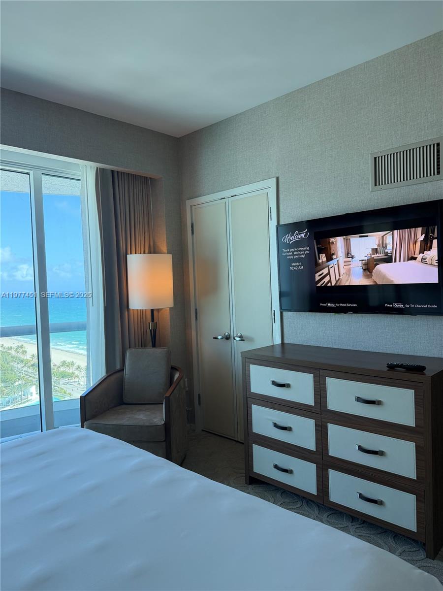 551 N Fort Lauderdale Bch Blvd #R2201 Fort Lauderdale, FL 33304