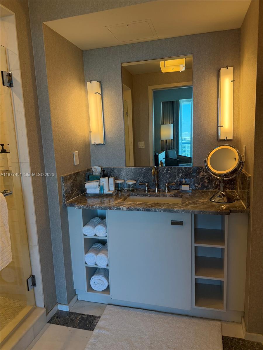 551 N Fort Lauderdale Bch Blvd #R2201 Fort Lauderdale, FL 33304