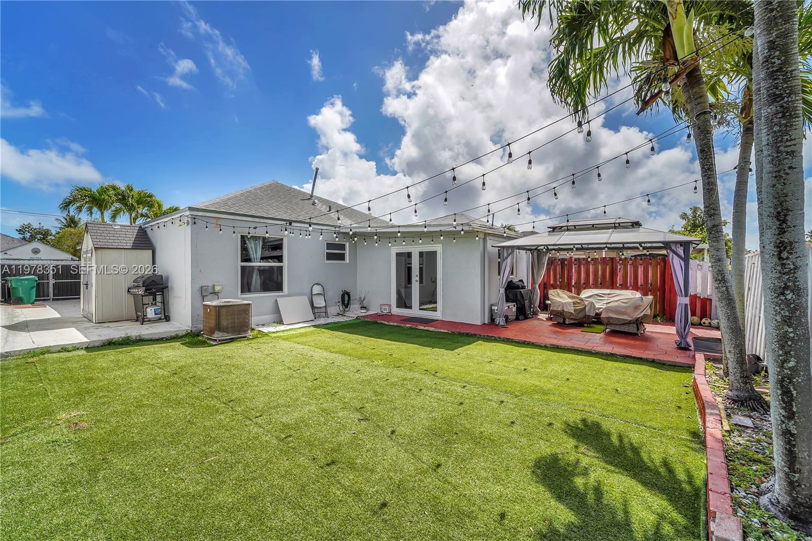 20750 SW 103rd Ct Cutler Bay, FL 33189