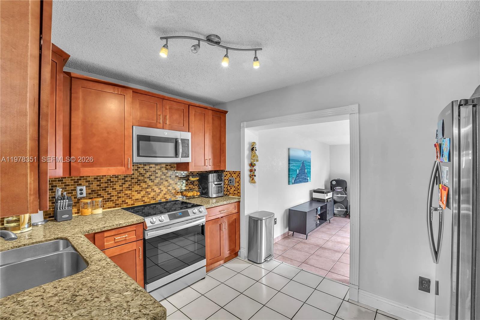 20750 SW 103rd Ct Cutler Bay, FL 33189