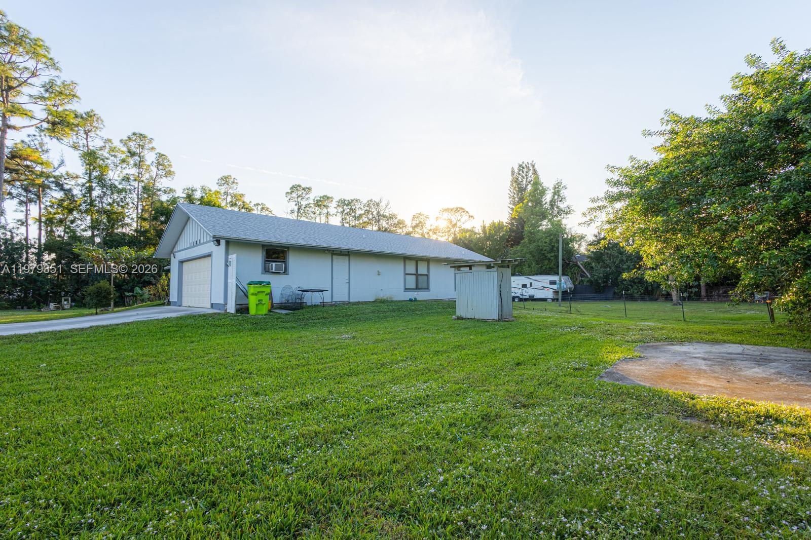 1181 W C Rd Loxahatchee, FL 33470
