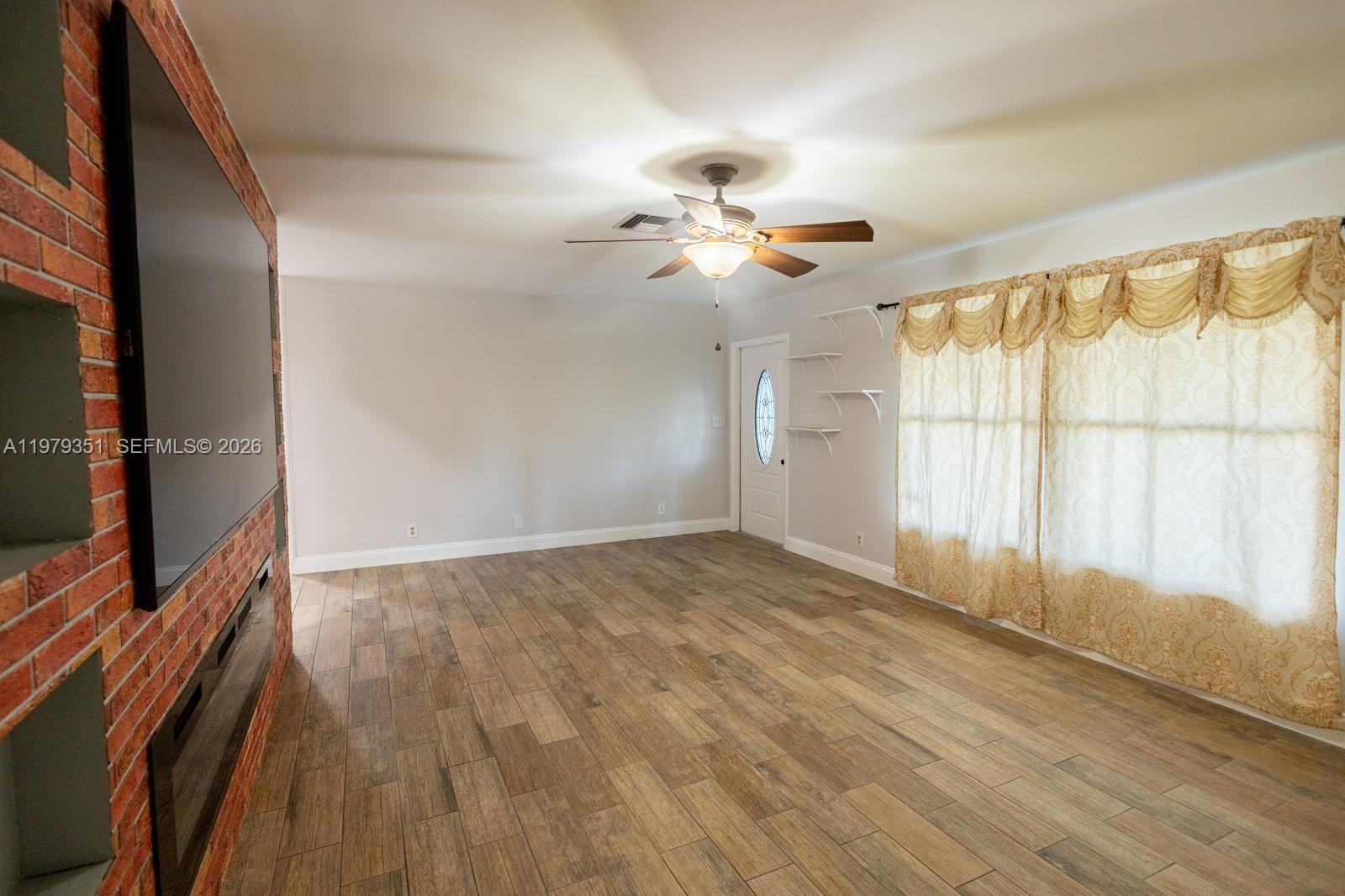 1181 W C Rd Loxahatchee, FL 33470