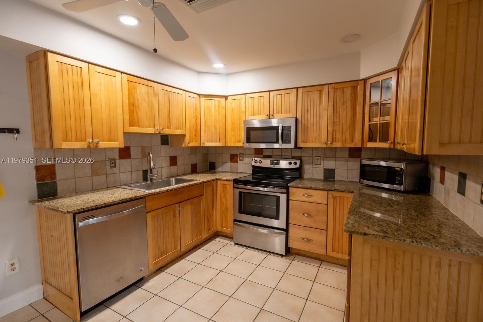 1181 W C Rd Loxahatchee, FL 33470