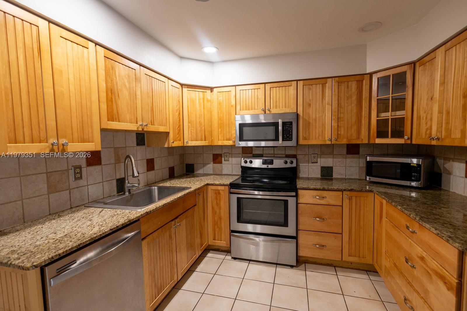 1181 W C Rd Loxahatchee, FL 33470