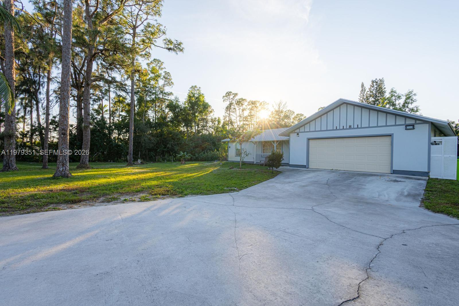 1181 W C Rd Loxahatchee, FL 33470
