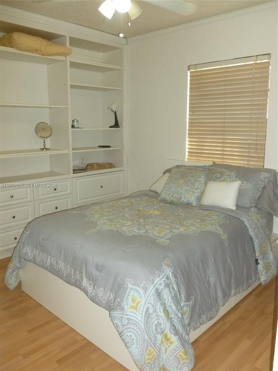 3261 NW 14th St Miami, FL 33125